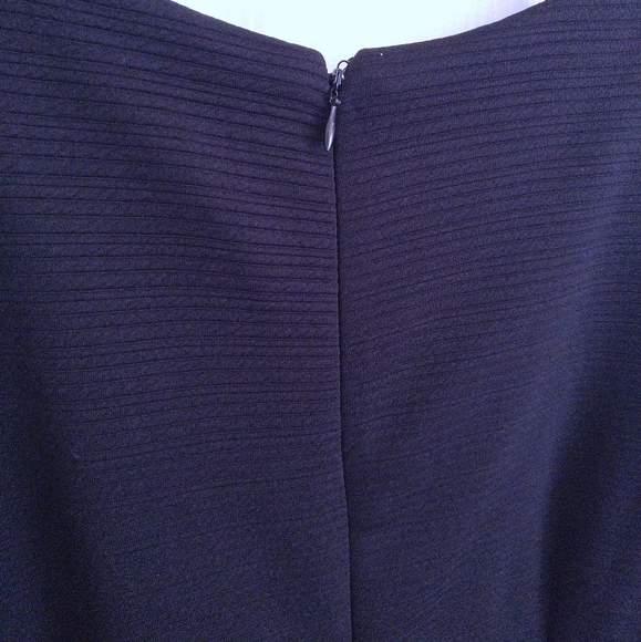 Floral Lace Trimmed Short Sleeve Textured Shift Dress - Picture 5 of 7